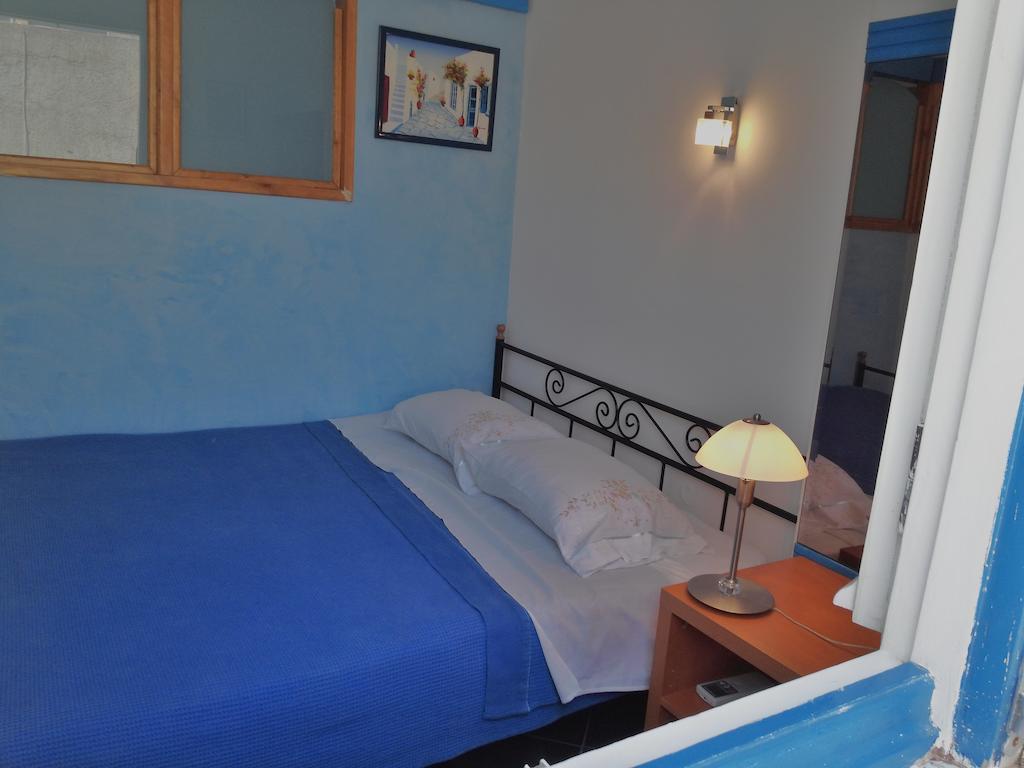 Bouganville Αpartments Adamantas  Bilik gambar